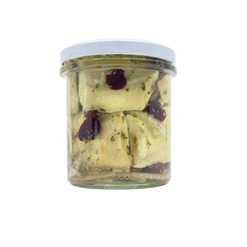 Filety śledziowe marynowane z żurawiną 300 g