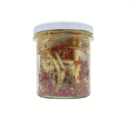 Śledzie Filety lekko solone z suszonymi pomidorami - 300 g